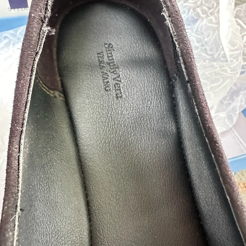 Vera Wang Sparkly Flats  -  Size 8 - Picture 4 of 5